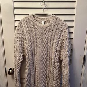 unisex “bone” / cream-colored ALO YOGA cable knit crewneck sweater [XS]